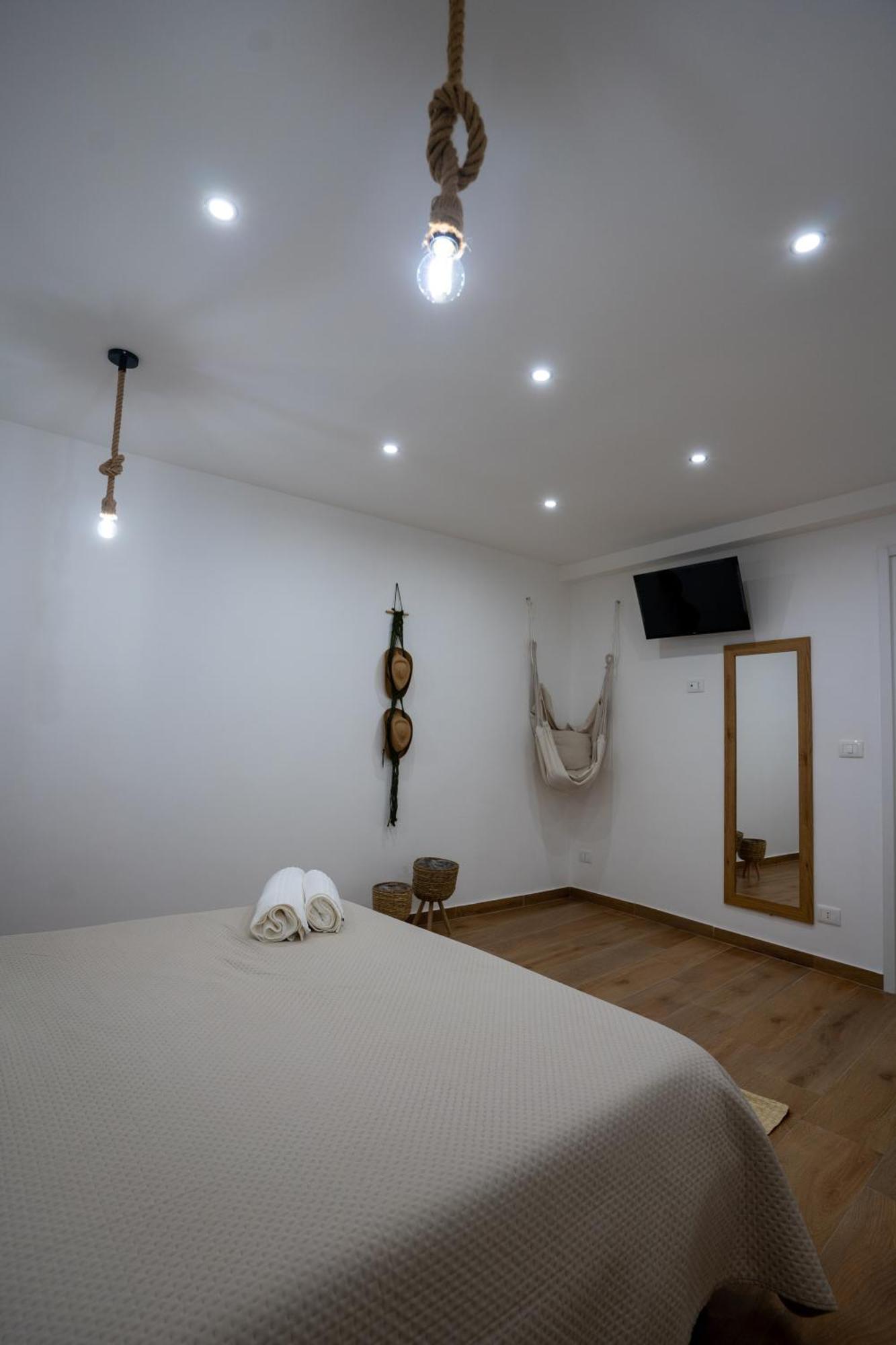 Macrame Room Bari Esterno foto